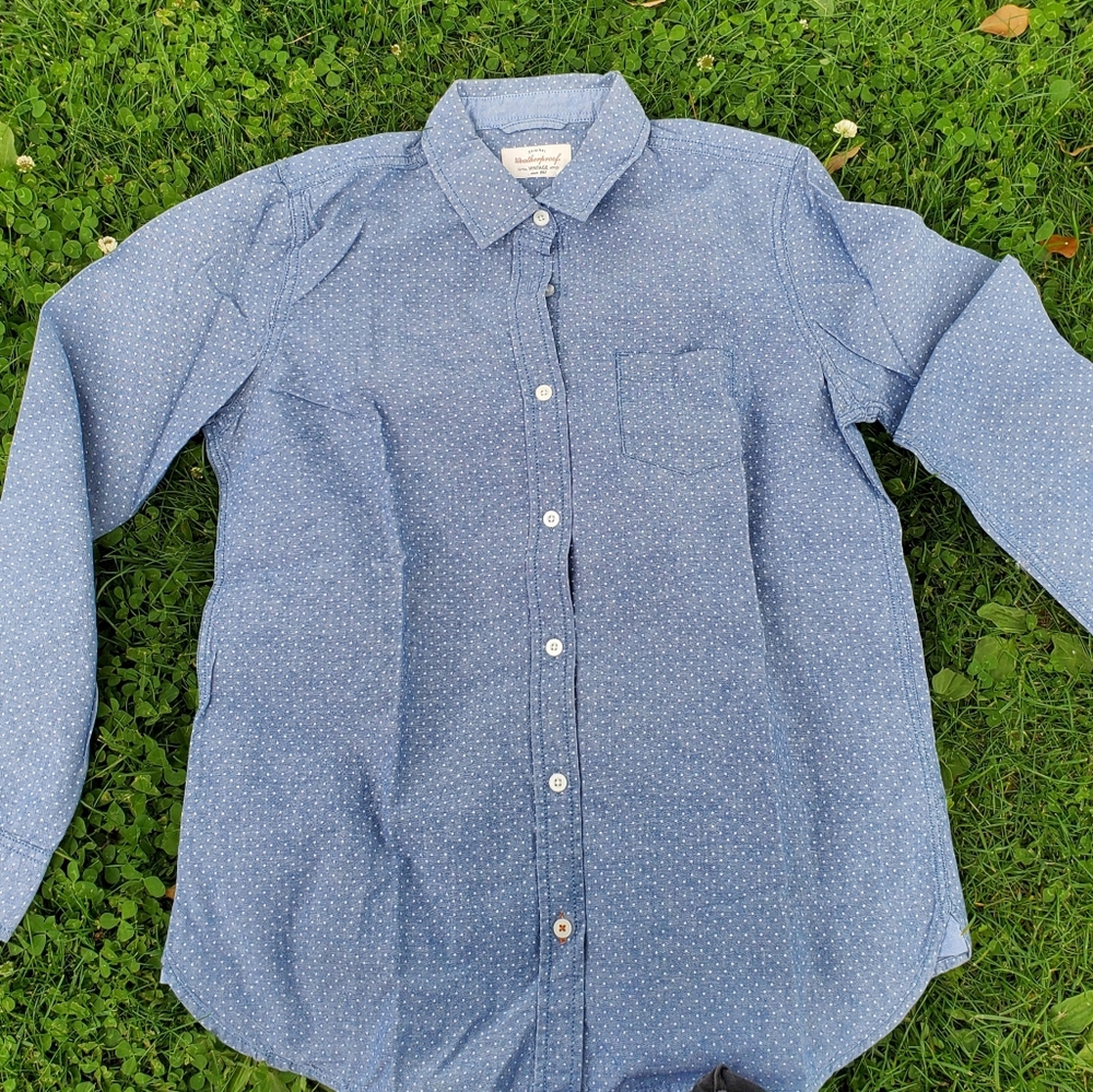 Long sleeve shirt